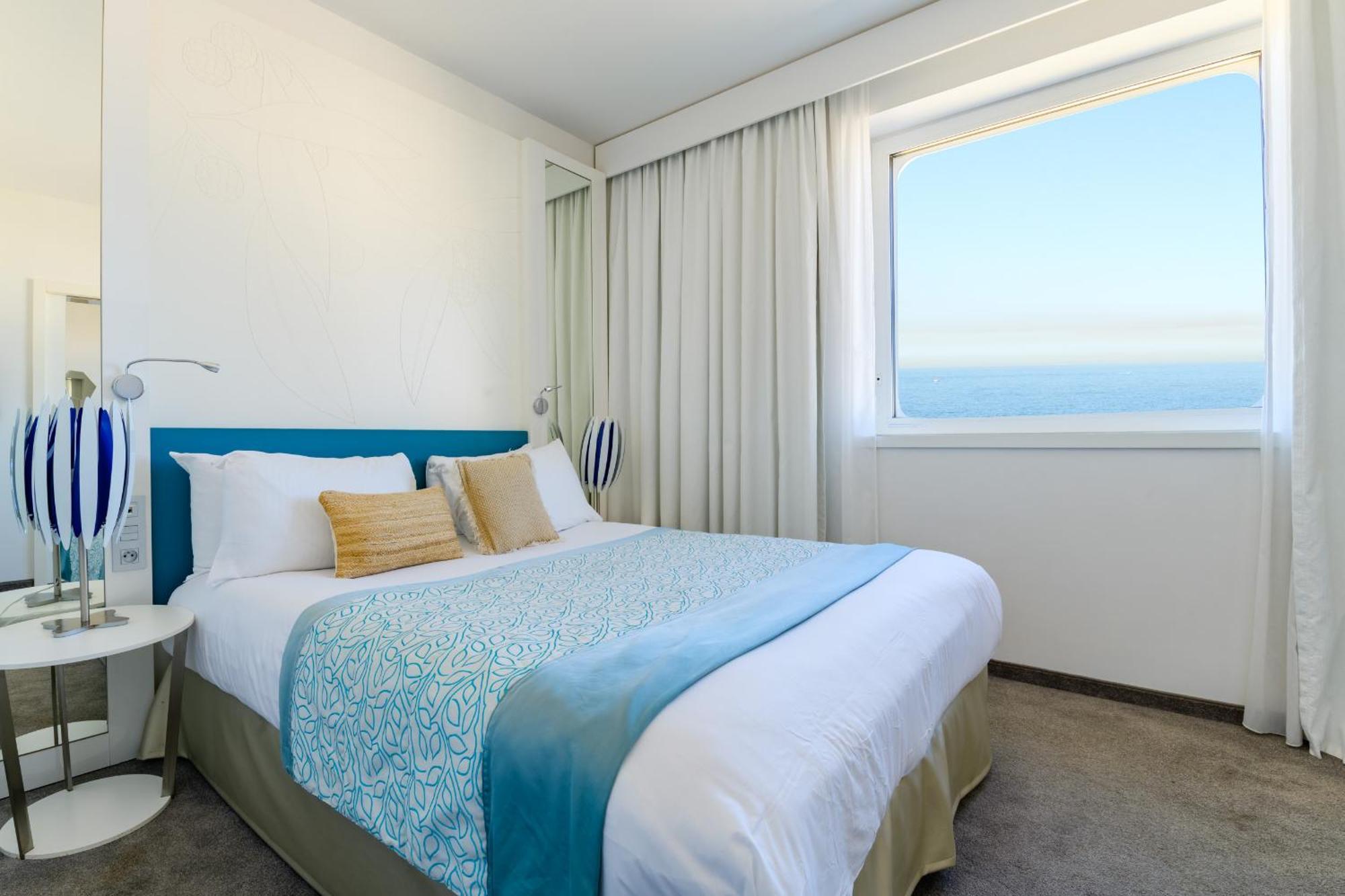 Golden Tulip Marseille Euromed Hotel Ngoại thất bức ảnh